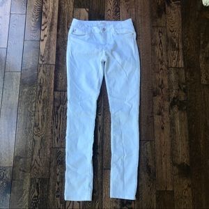 white I&M skinny jeans